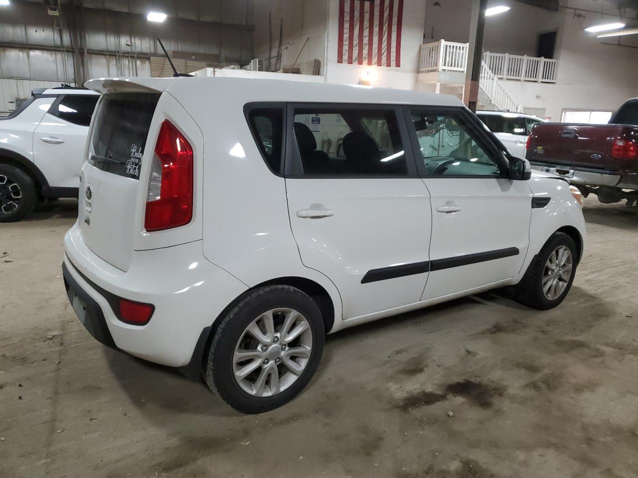 Изображение 3 2013 KIA SOUL + 2013 с VIN KNDJT2A62D7547665