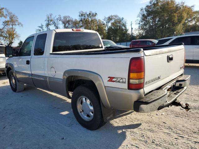 Image 2 of 2003 GMC NEW SIERRA K1500 2003 with VIN 2GTEK19T731196143