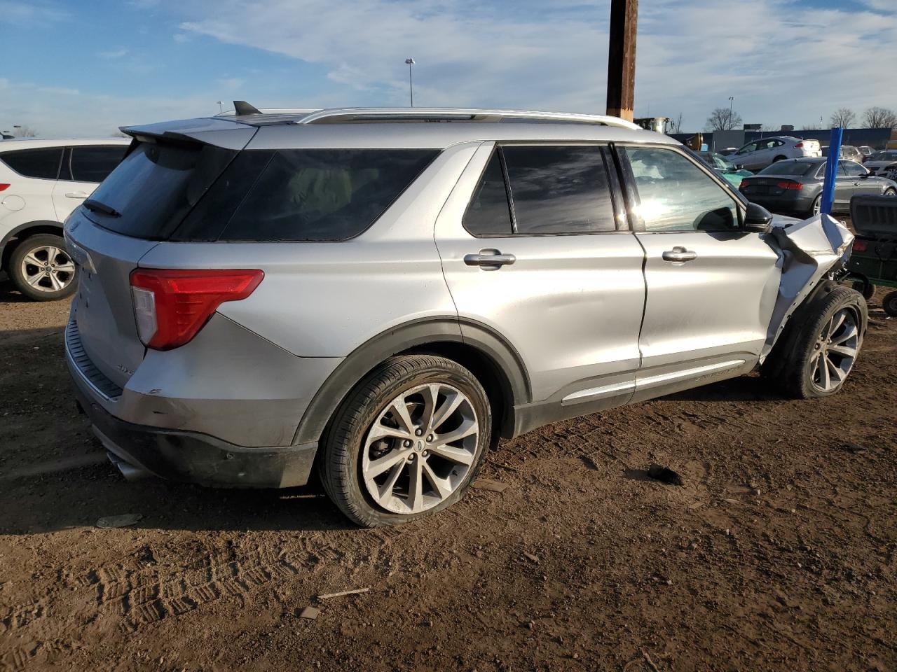 Obraz 3 z 2022 FORD EXPLORER PLATINUM 2022 z VIN 1FM5K8HC9NGA26152