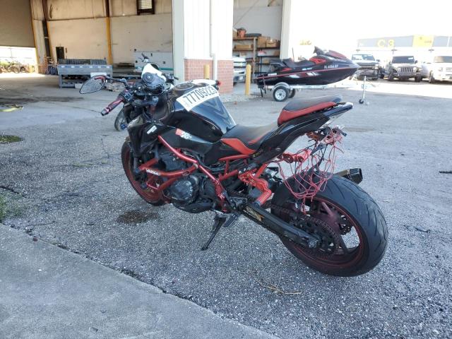Image 3 of 2019 KAWASAKI ZR900  2019 with VIN JKAZR2B15KA025353
