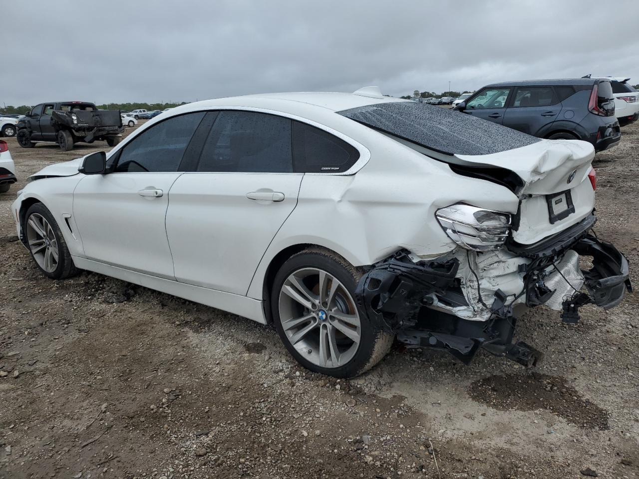 Obraz 2 z 2017 BMW 430I GRAN COUPE 2017 z VIN WBA4F7C33HG789078