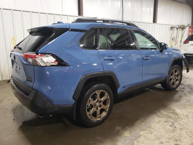 Obraz 3 z 2023 TOYOTA RAV4 WOODLAND EDITION 2023 z VIN 2T3UWRFV7PW157683
