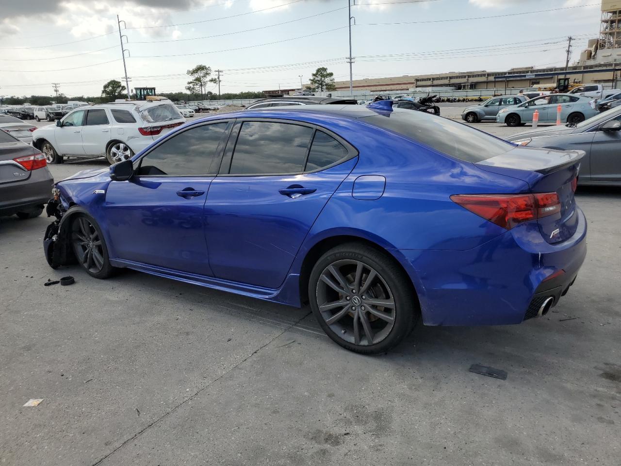 Image 2 of 2018 ACURA TLX TECH+A 2018 with VIN 19UUB2F61JA007961