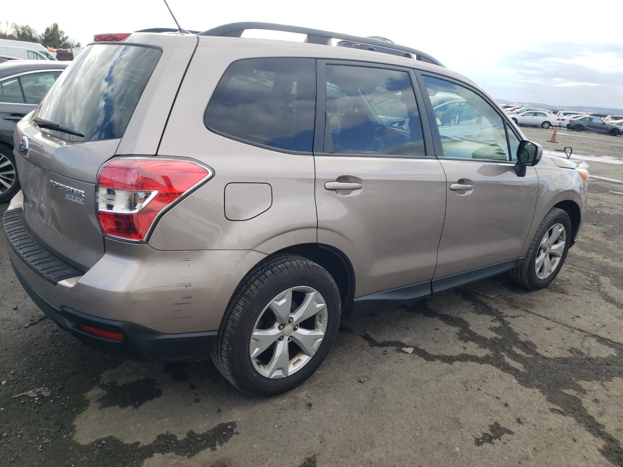Изображение 3 2015 SUBARU FORESTER 2.5I PREMIUM 2015 с VIN JF2SJAFCXFH561671
