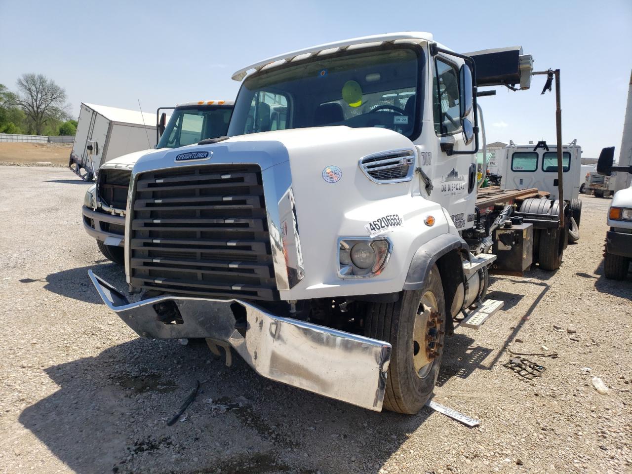 Image 2 of 2019 FREIGHTLINER 108SD 2019 with VIN 1FVAG0D25KHKB3669