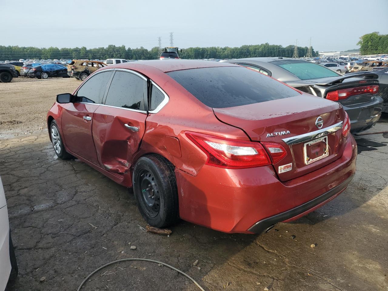Image 2 of 2016 NISSAN ALTIMA 2.5 2016 with VIN 1N4AL3AP7GC205208