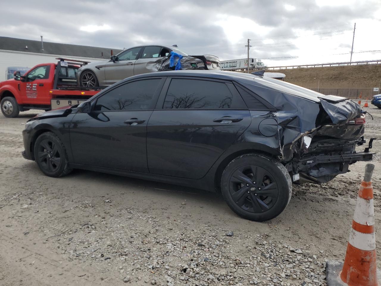 Obraz 2 z 2021 HYUNDAI ELANTRA SEL 2021 z VIN 5NPLM4AG9MH009664
