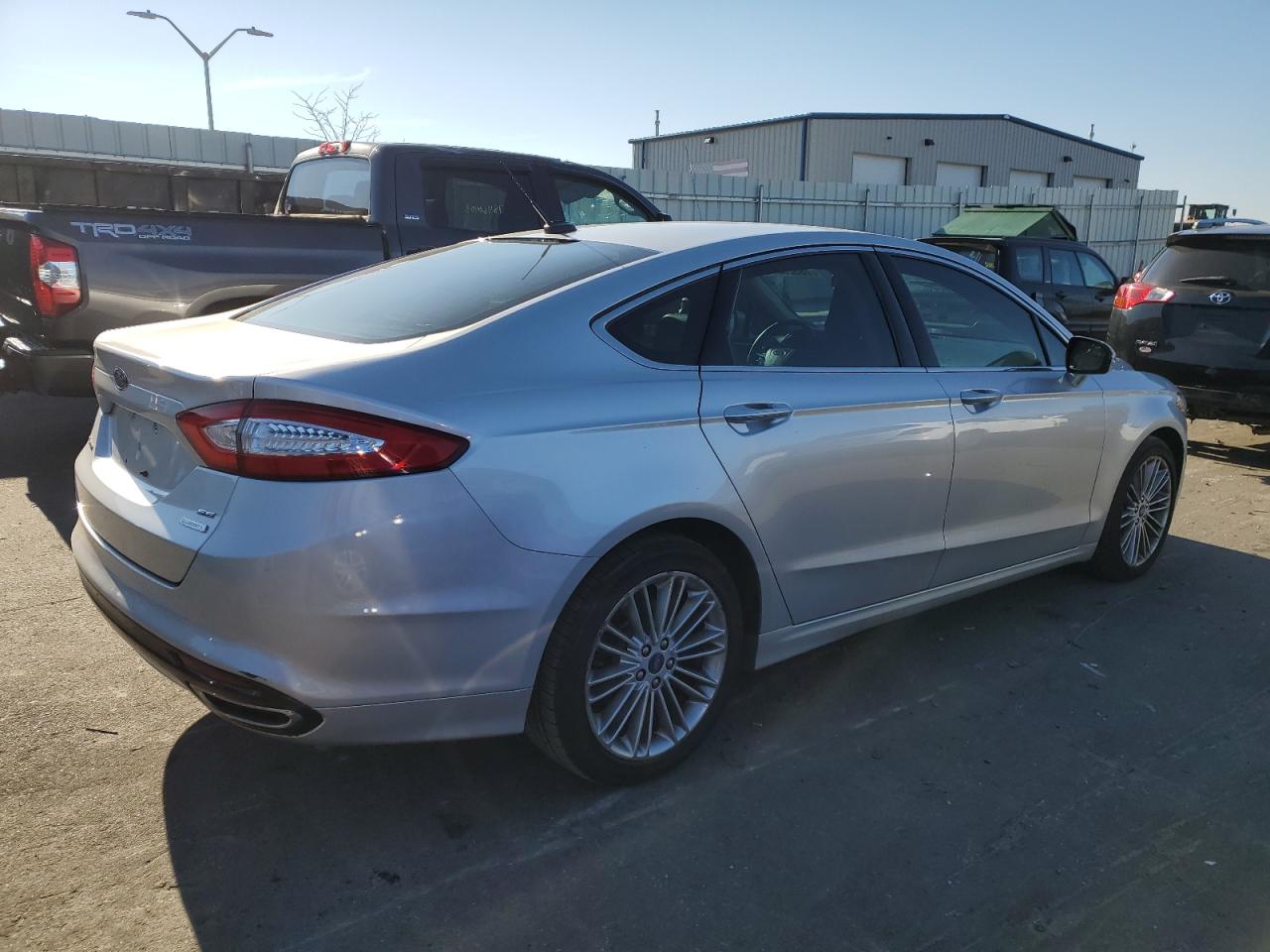 Image 3 of 2014 FORD FUSION SE 2014 with VIN 3FA6P0H9XER319976
