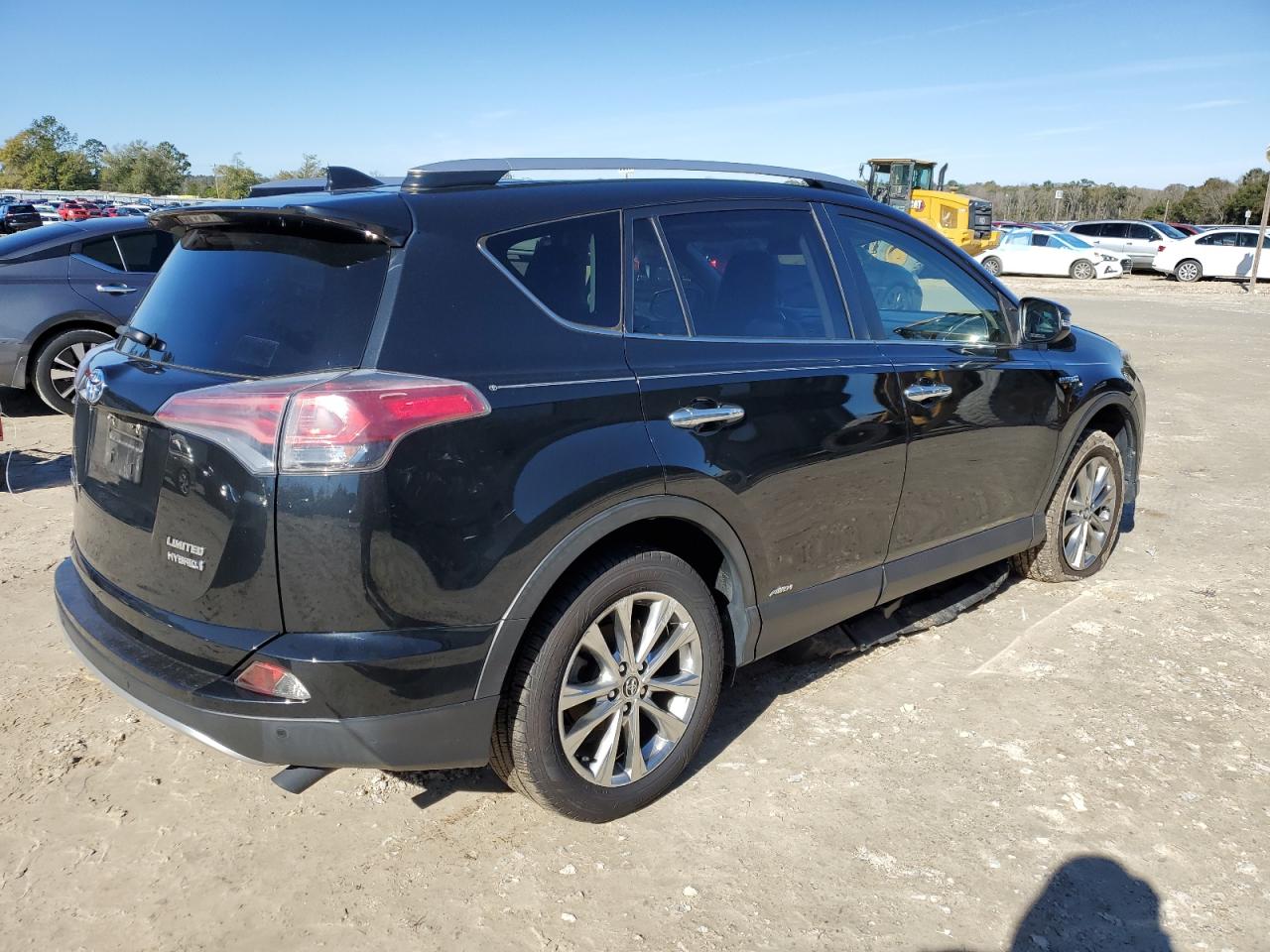 Obraz 3 z 2016 TOYOTA RAV4 HV LIMITED 2016 z VIN JTMDJREV3GD056900