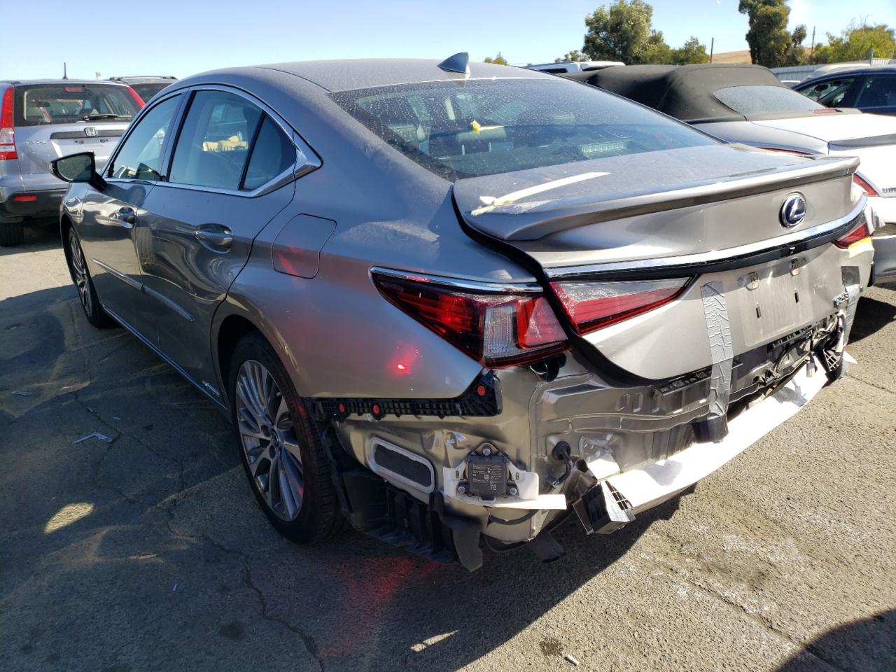Image 2 of 2020 LEXUS ES 300H 2020 with VIN 58AD21B17LU011151
