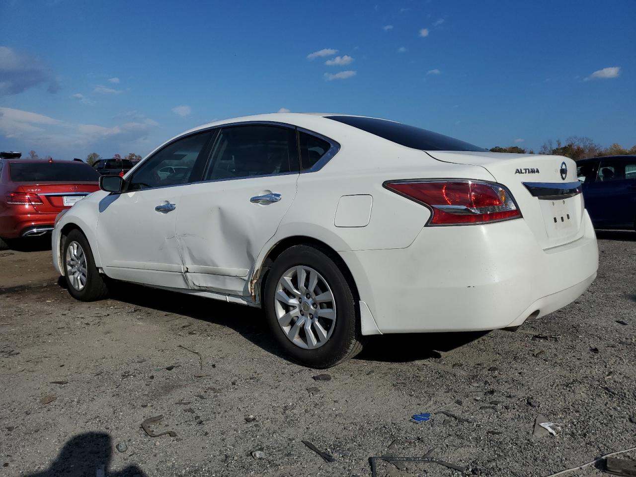 Image 2 of 2015 NISSAN ALTIMA 2.5 2015 with VIN 1N4AL3AP1FN389533