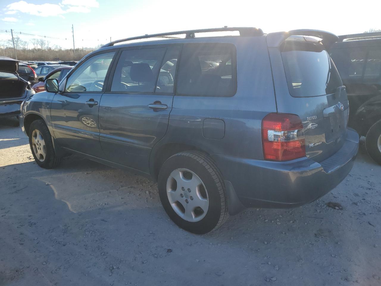 Изображение 2 2005 TOYOTA HIGHLANDER LIMITED 2005 с VIN JTEEP21A750100149