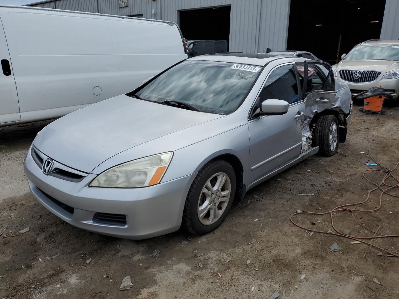 Image 1 of 2007 HONDA ACCORD EX 2007 with VIN 1HGCM56757A044181