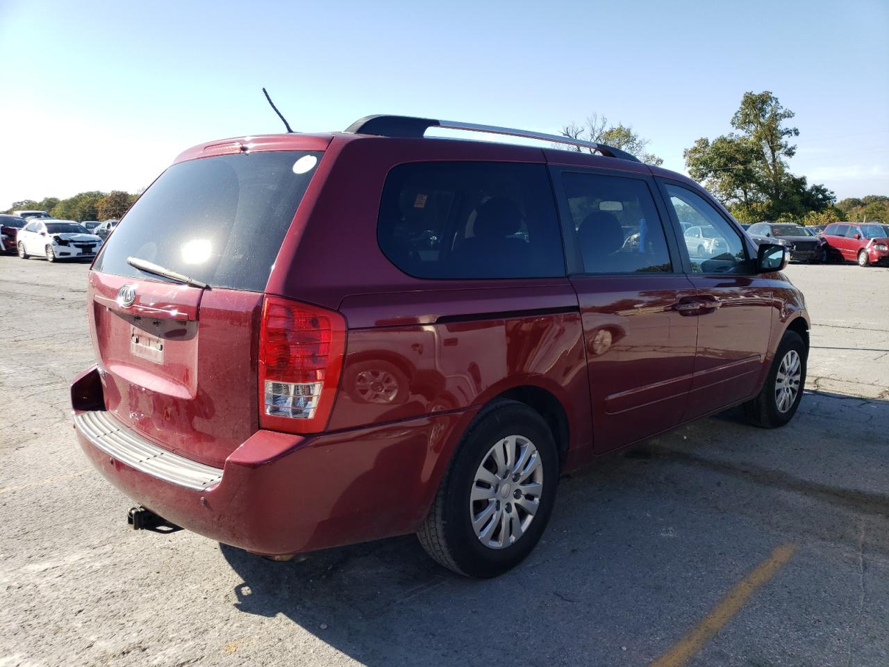 Image 3 of 2012 KIA SEDONA LX 2012 with VIN KNDMG4C79C6433234