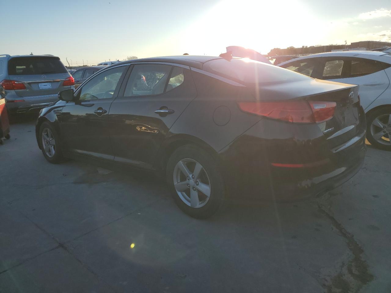 Изображение 2 2014 KIA OPTIMA LX 2014 с VIN 5XXGM4A77EG296243