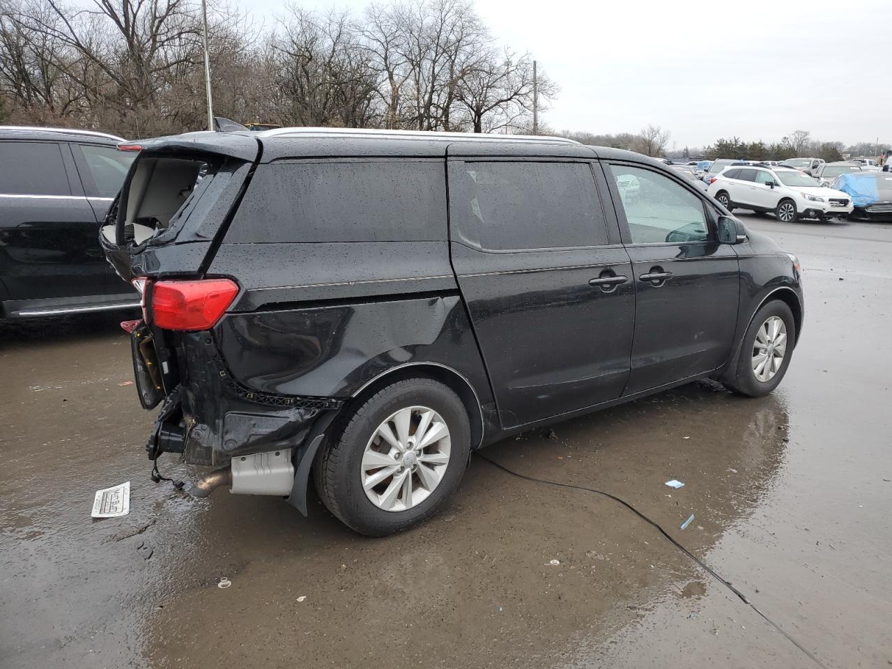 Image 3 of 2016 KIA SEDONA LX 2016 with VIN KNDMB5C10G6188538