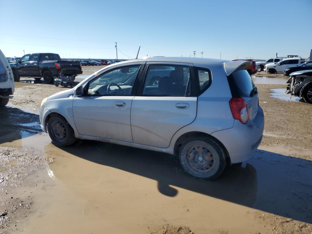 Image 2 of 2009 CHEVROLET AVEO LS 2009 with VIN KL1TD66E29B652473