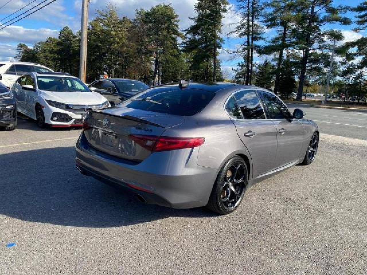 Image 3 of 2017 ALFA ROMEO GIULIA Q4 2017 with VIN ZARFAEDN0H7547885