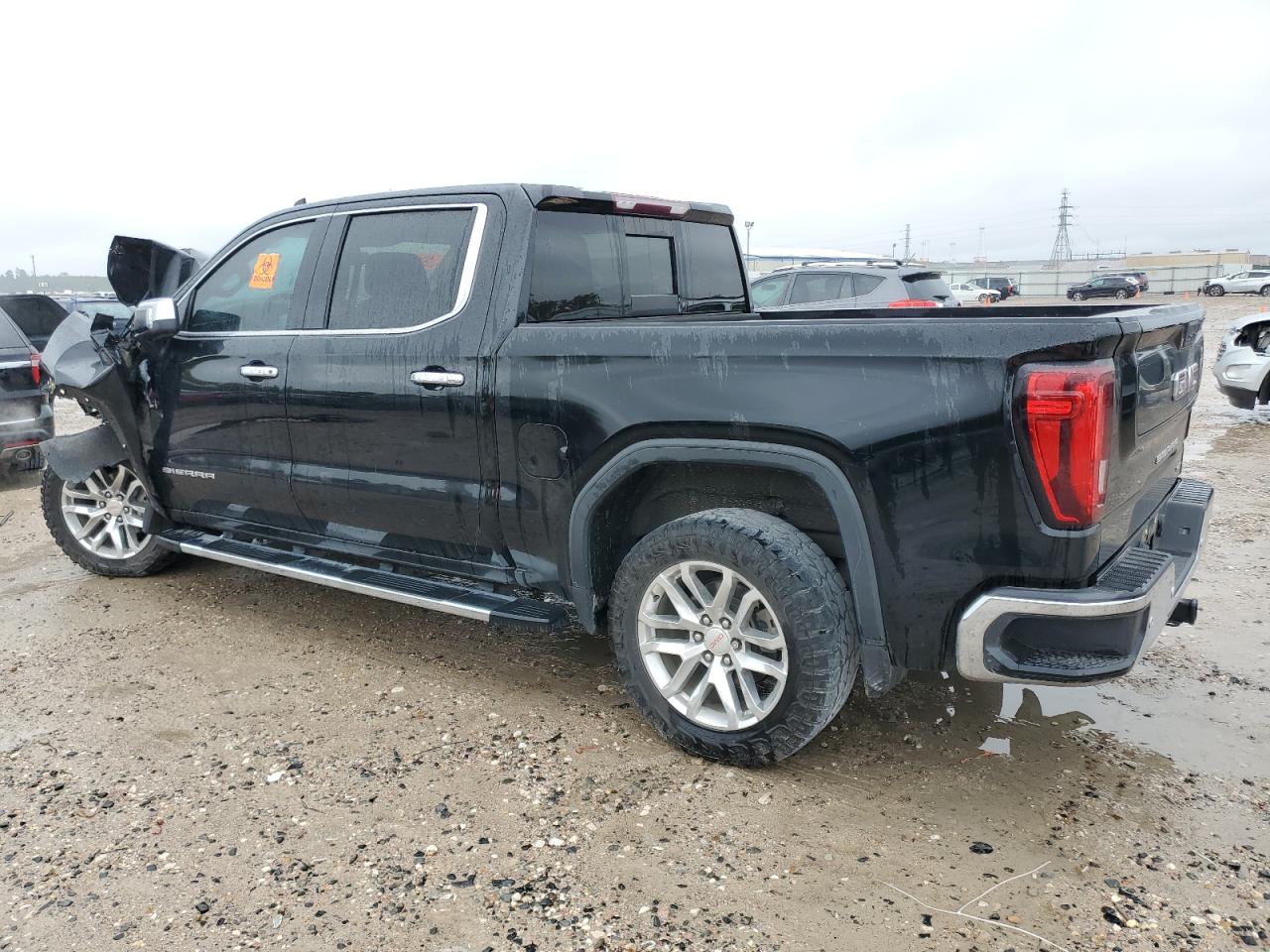 Obraz 2 z 2020 GMC SIERRA C1500 SLT 2020 z VIN 3GTP8DED2LG110297