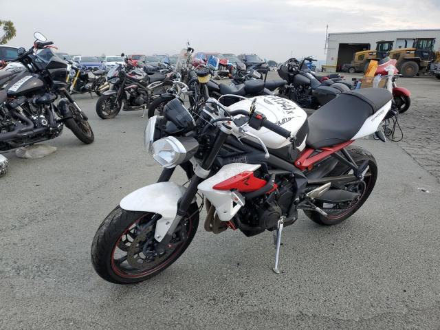 Image 2 of 2014 TRIUMPH MOTORCYCLE STREET TRIPLE R 2014 with VIN SMTL03NE4ET643137