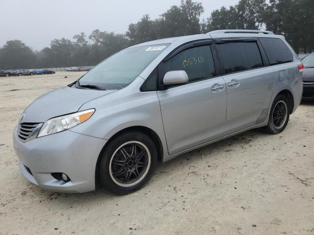 Изображение 2014 TOYOTA SIENNA XLE 2014
