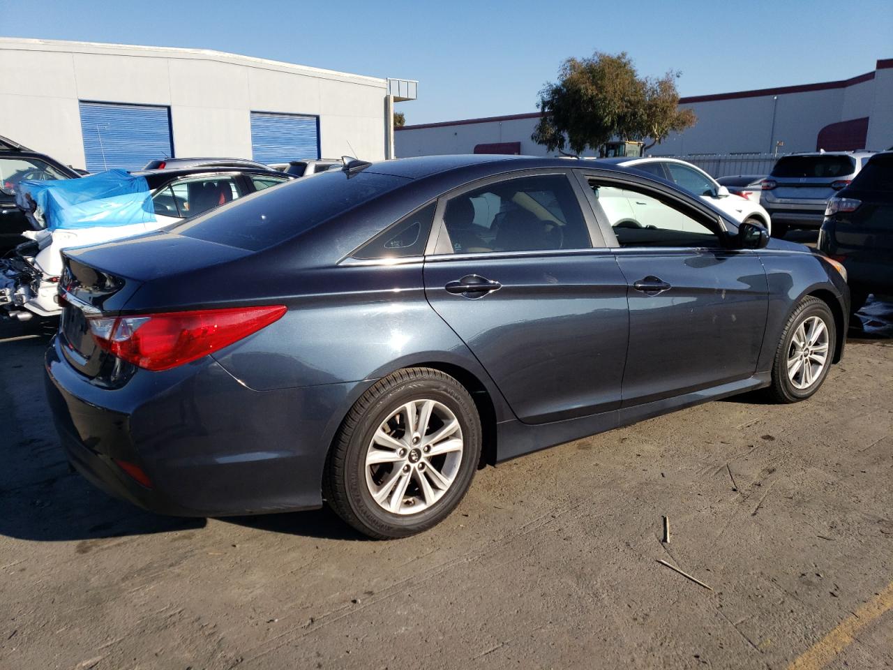 Изображение 3 2014 HYUNDAI SONATA GLS 2014 с VIN 5NPEB4AC8EH883887