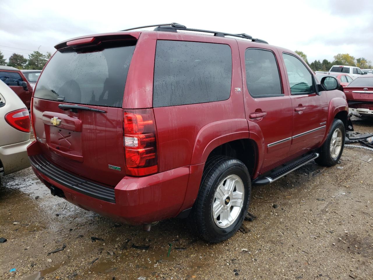 Изображение 3 2011 CHEVROLET TAHOE K1500 LT 2011 с VIN 1GNSKBE02BR270232