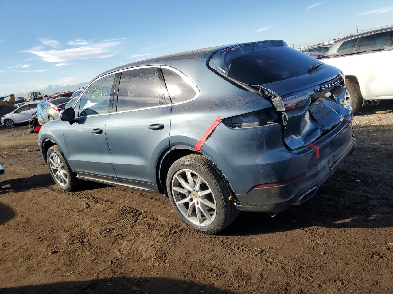 Obraz 2 z 2019 PORSCHE CAYENNE  2019 z VIN WP1AA2AY8KDA11324