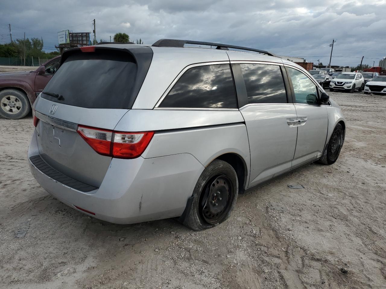 Изображение 3 2012 HONDA ODYSSEY EXL 2012 с VIN 5FNRL5H65CB027091