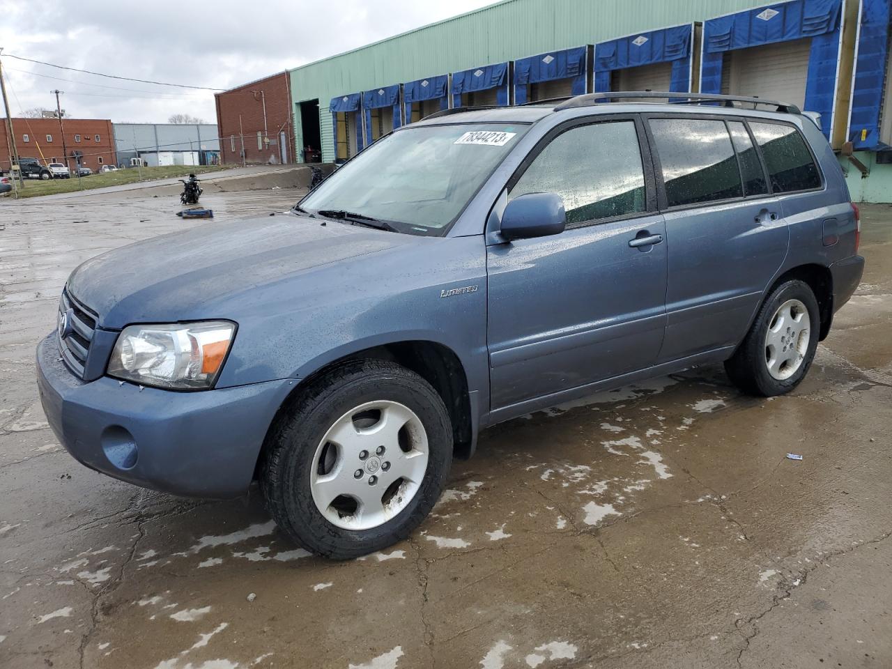 2004 TOYOTA HIGHLANDER BASE 2004 image
