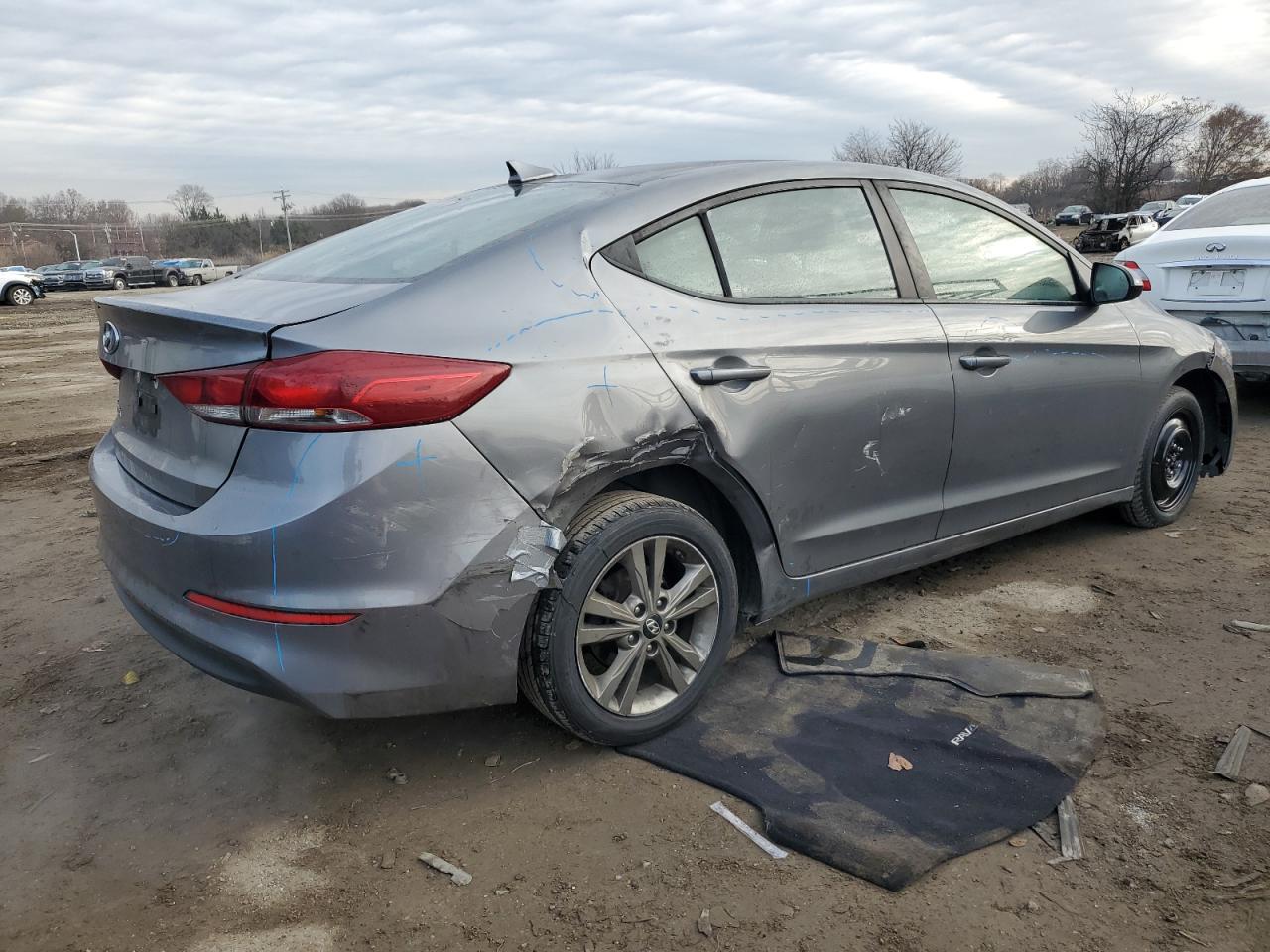 Image 3 of 2018 HYUNDAI ELANTRA SEL 2018 with VIN 5NPD84LF5JH304432