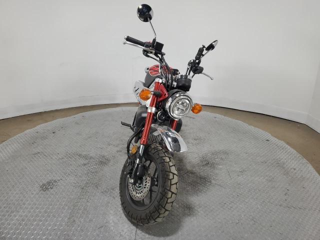 Image 2 of 2023 HONDA Z125 MA 2023 with VIN MLHJB0357P5101701