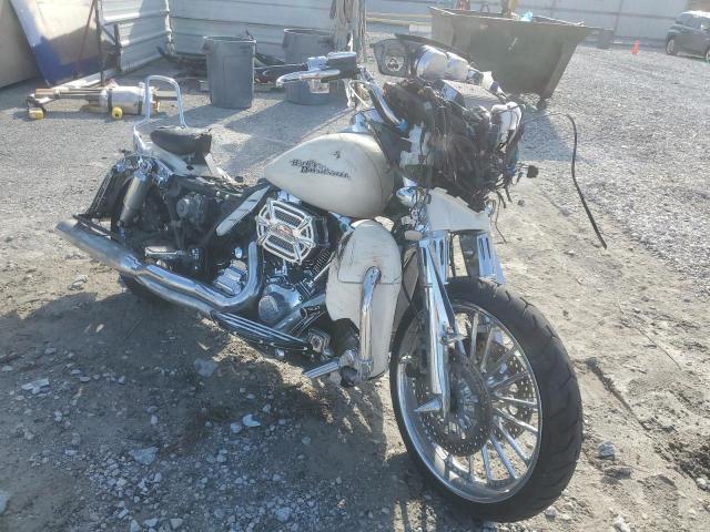 Image 1 of 2014 HARLEY-DAVIDSON FLHXS STREET GLIDE SPECIAL 2014 with VIN 1HD1KRM16EB674444