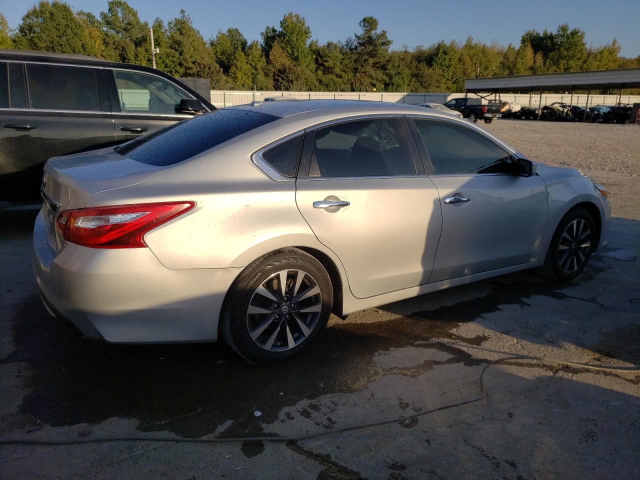 Obraz 3 z 2017 NISSAN ALTIMA 2.5 2017 z VIN 1N4AL3AP7HC269282