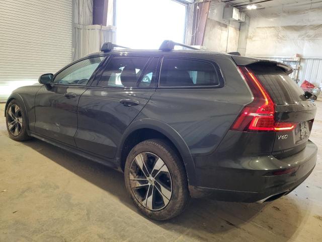 Изображение 2 2020 VOLVO V60 CROSS COUNTRY T5 MOMENTUM 2020 с VIN YV4102WK8L1041271