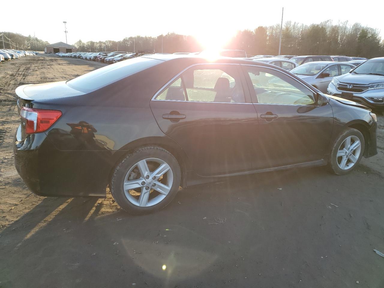 Изображение 3 2014 TOYOTA CAMRY L 2014 с VIN 4T1BF1FK3EU416643