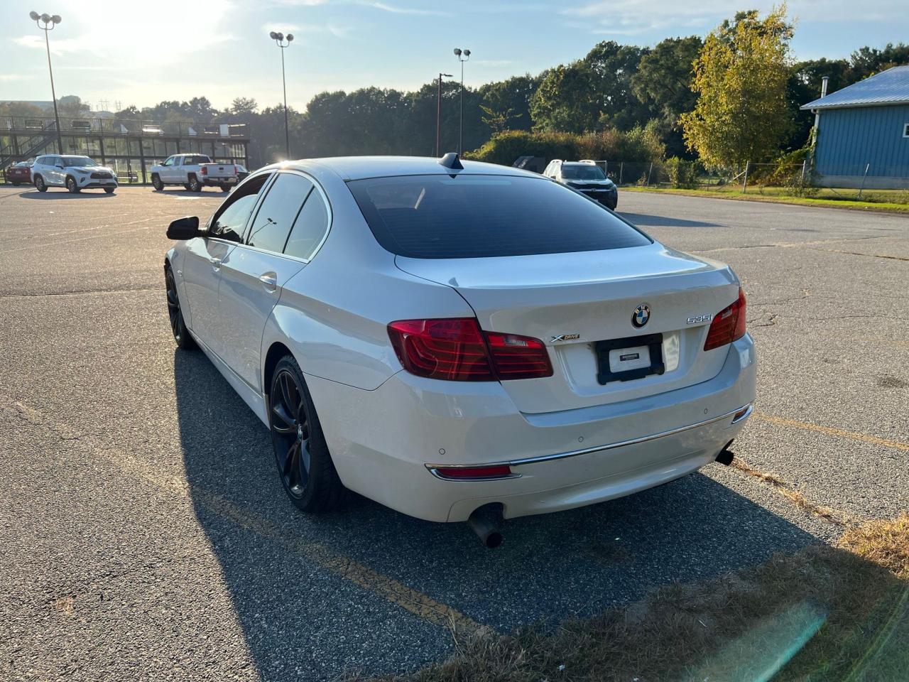 Изображение 3 2016 BMW 535 XI 2016 с VIN WBA5B3C51GG254016