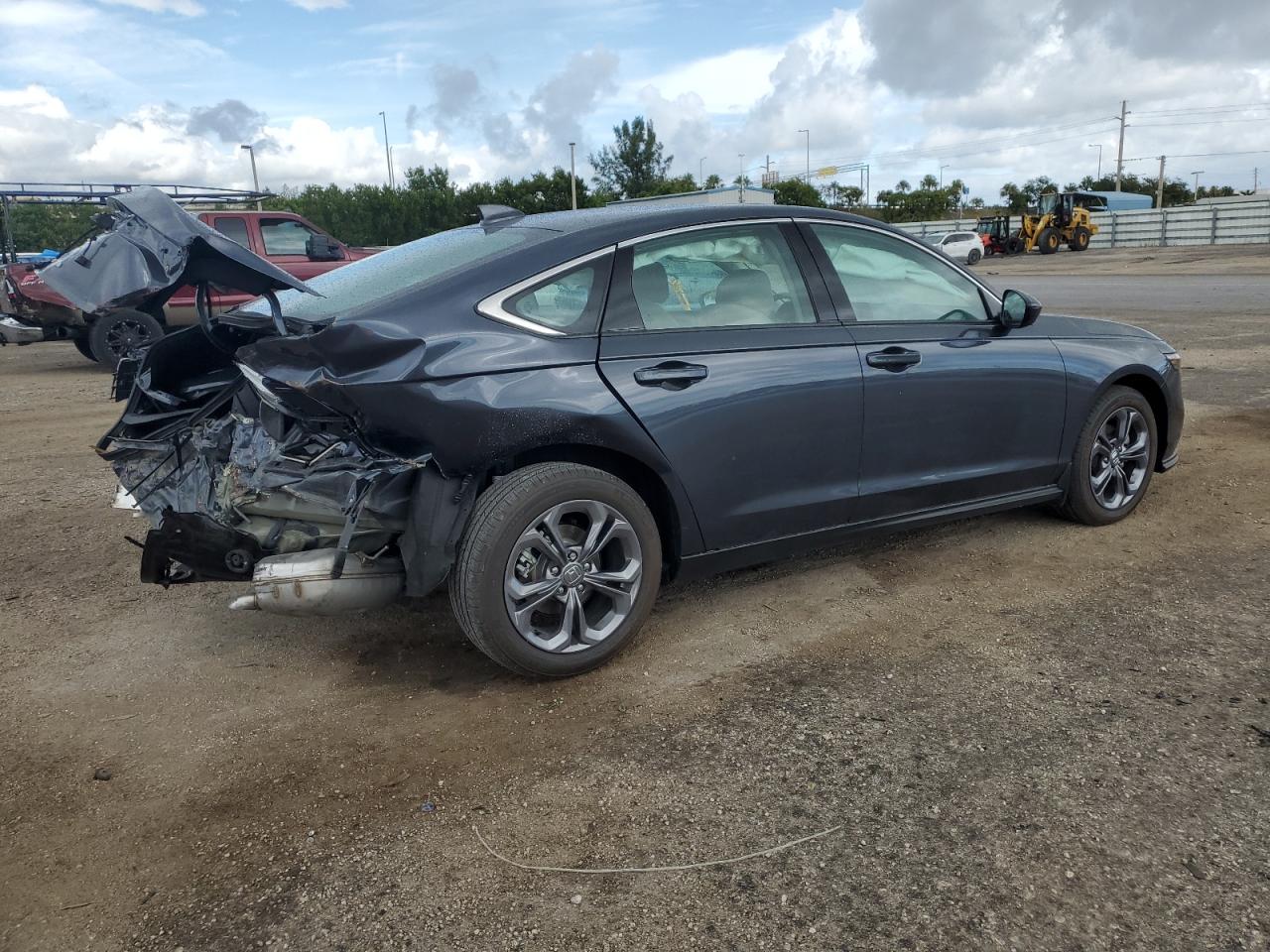 Image 3 of 2023 HONDA ACCORD EX 2023 with VIN 1HGCY1F3XPA039410