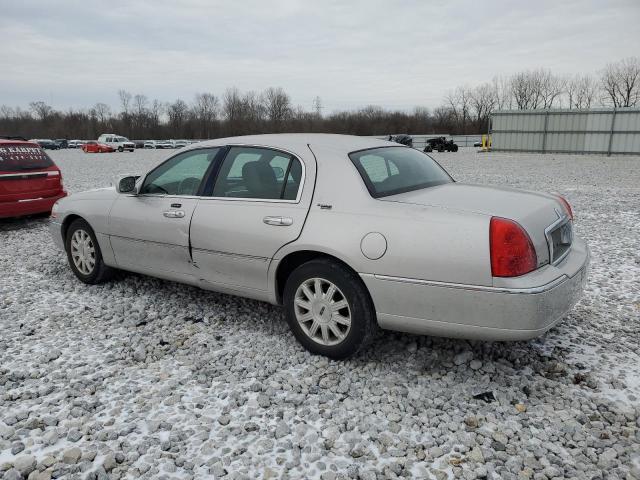 Obraz 2 z 2011 LINCOLN TOWN CAR SIGNATURE LIMITED 2011 z VIN 2LNBL8CV8BX756097