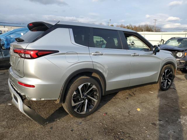 Image 3 of 2022 MITSUBISHI OUTLANDER SE 2022 with VIN JA4J4UA85NZ062530
