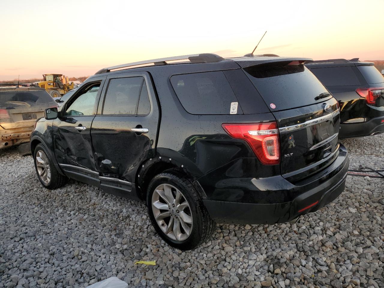Изображение 2 2014 FORD EXPLORER XLT 2014 с VIN 1FM5K8D87EGB89237