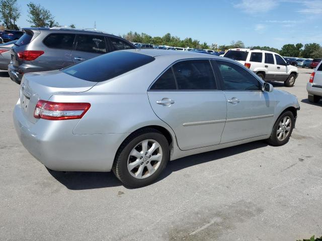 Obraz 3 z 2010 TOYOTA CAMRY BASE 2010 z VIN 4T1BF3EK0AU065875