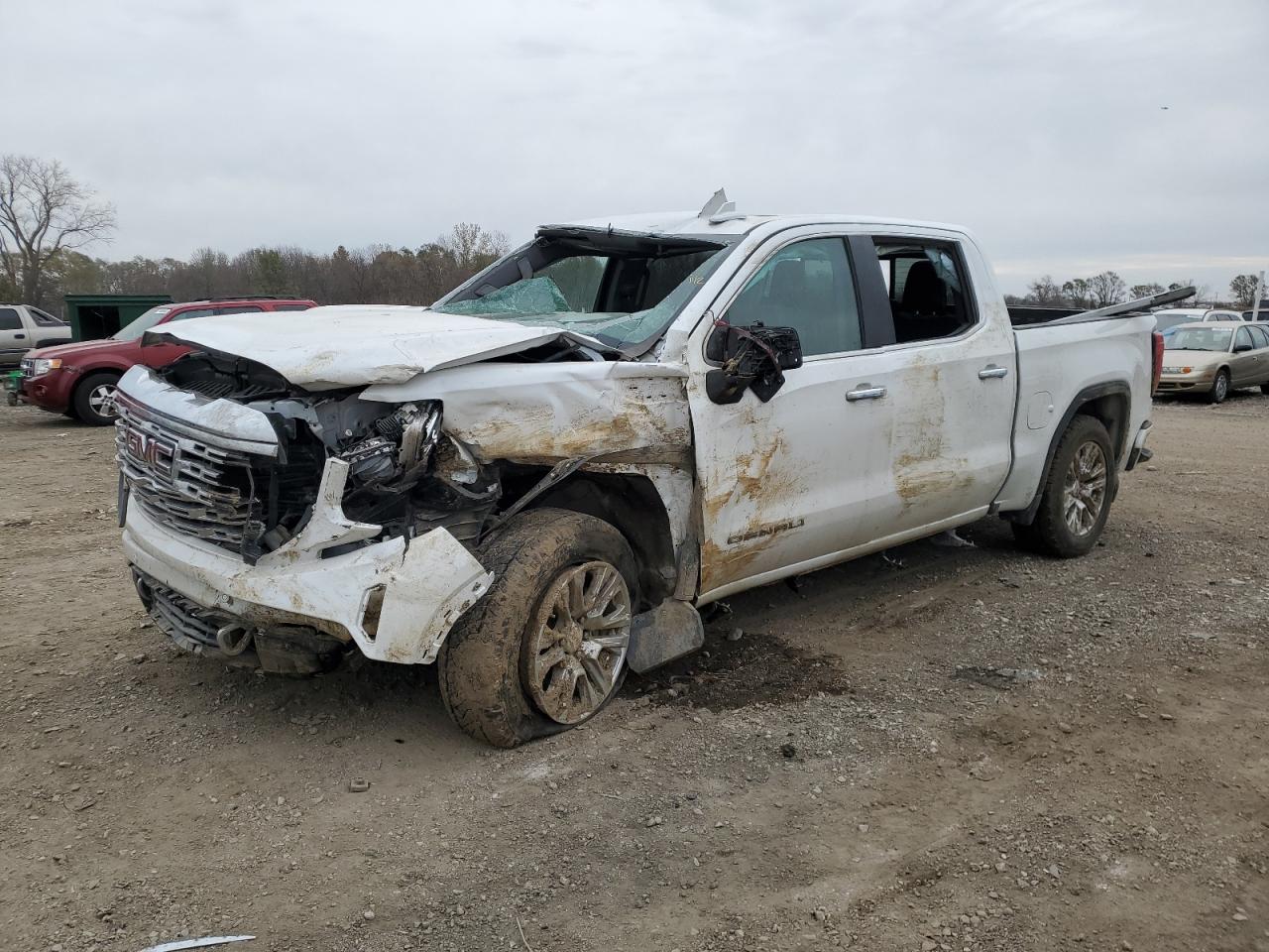 Image 1 of 2022 GMC SIERRA K1500 DENALI 2022 with VIN 3GTUUGEL2NG521399