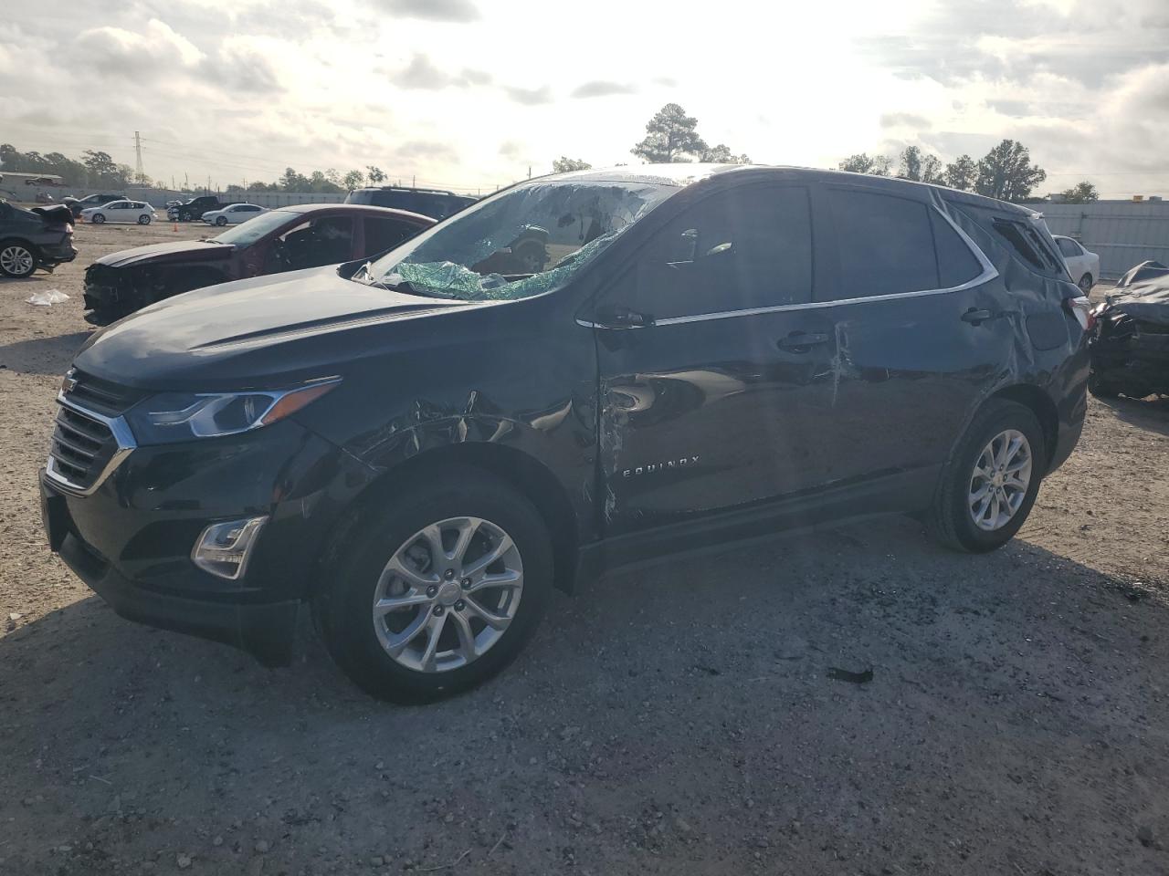 Image 1 of 2021 CHEVROLET EQUINOX LT 2021 with VIN 2GNAXUEV3M6127681