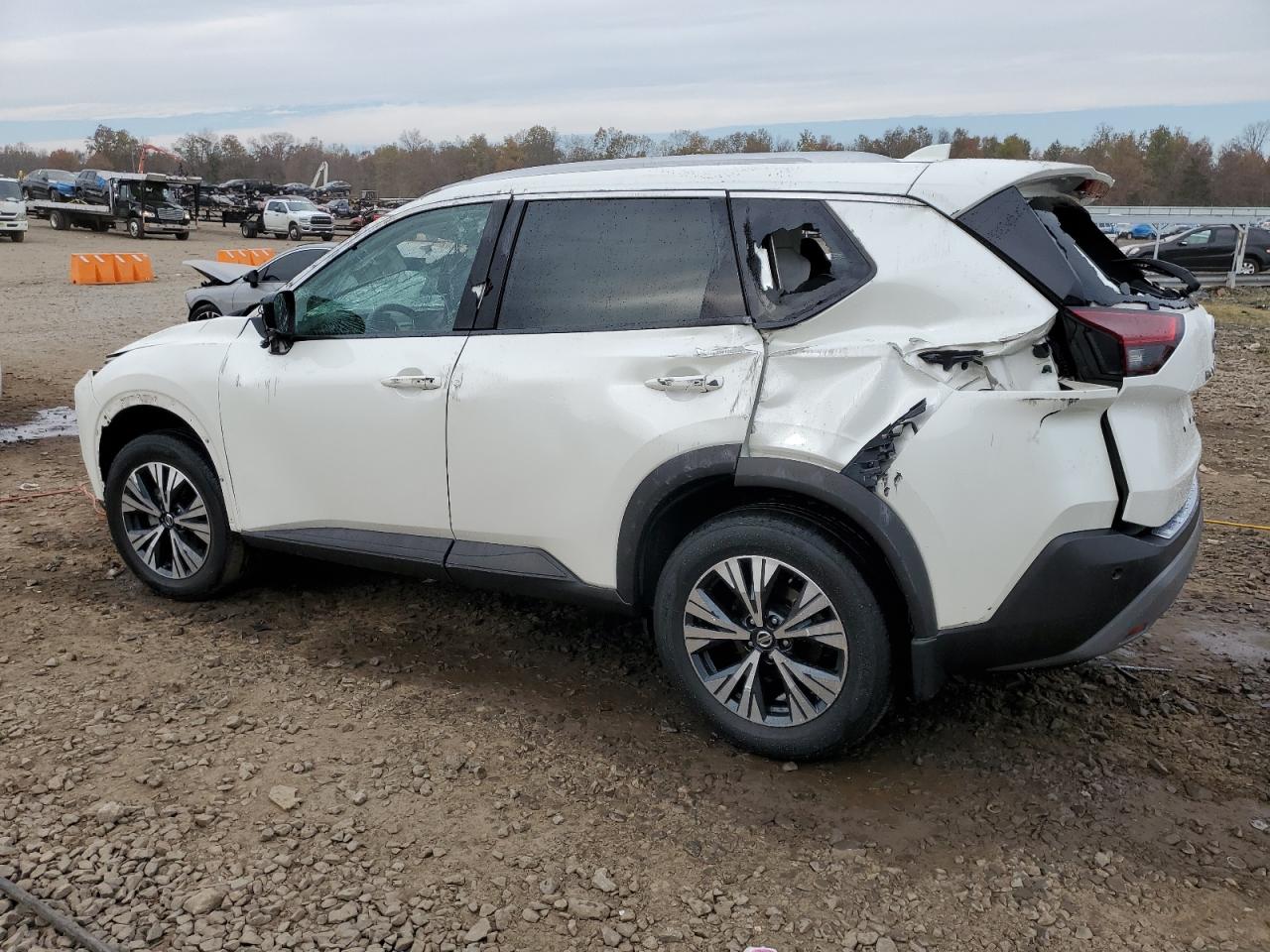 Изображение 2 Nissan Rogue Sv 2021 с VIN 5N1AT3BB1MC729782