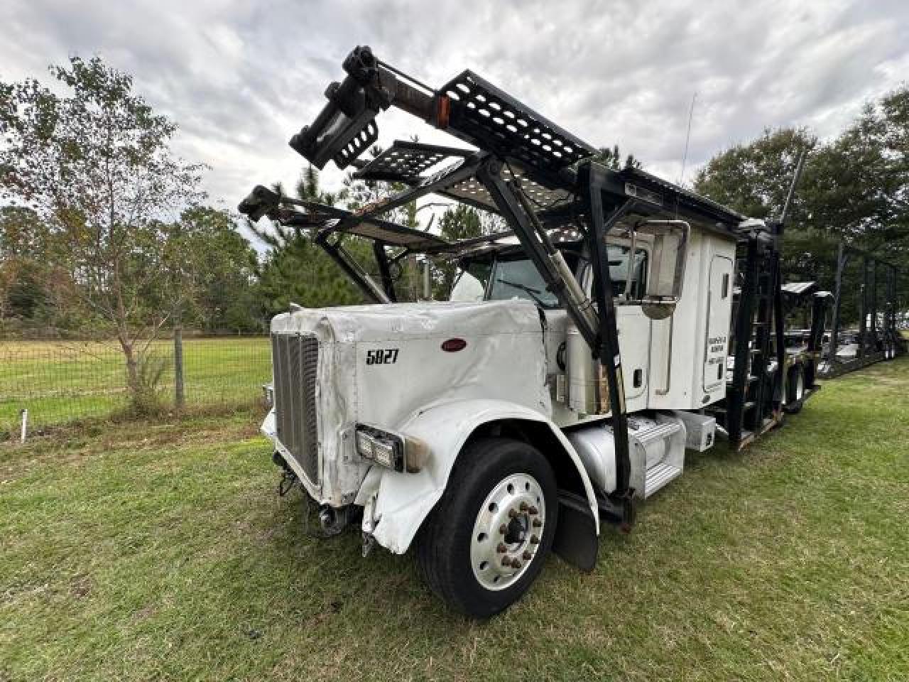 Obraz 2 z 2007 PETERBILT 379  2007 z VIN 1NP5DU9X17D741352
