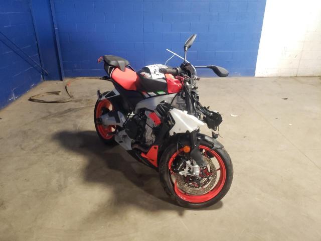 Obraz 1 z 2021 APRILIA TUONO 660 2021 z VIN ZD4KSUE08MS000359