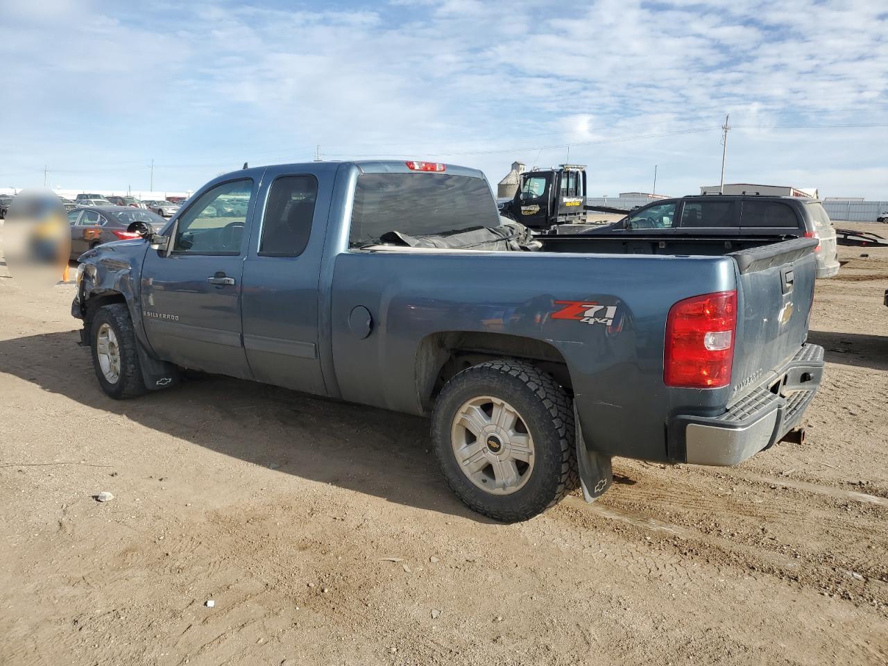 Image 2 of 2009 CHEVROLET SILVERADO K1500 LT 2009 with VIN 1GCEK29009Z166039