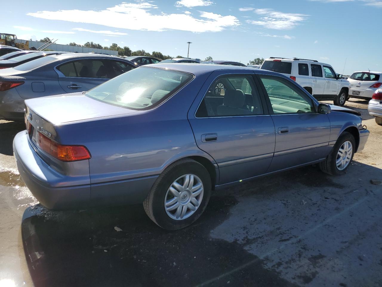 Image 3 of 2000 TOYOTA CAMRY CE 2000 with VIN 4T1BG22K7YU003427