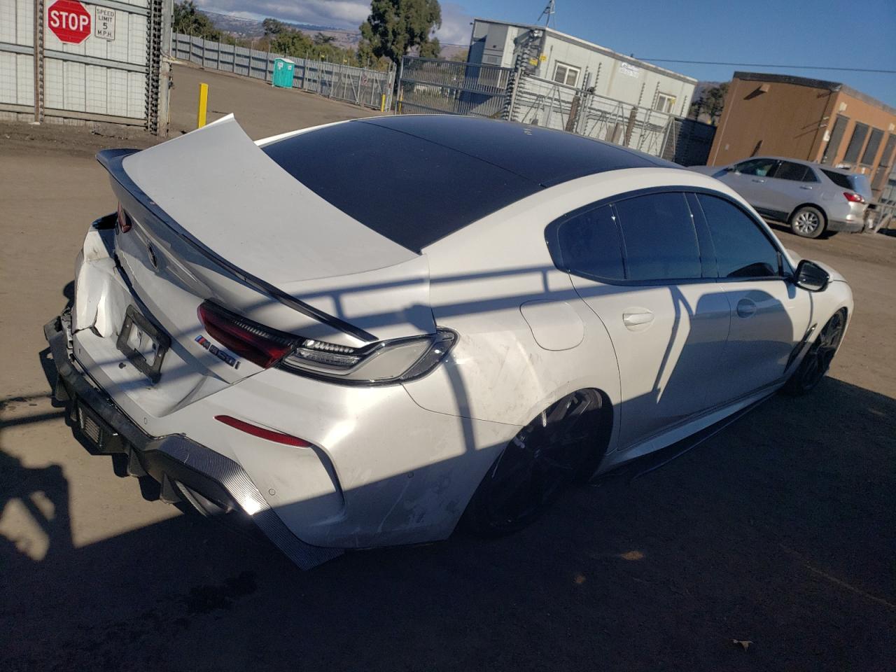 Изображение 3 2022 BMW M850XI  2022 с VIN WBAGV8C0XNCH72764